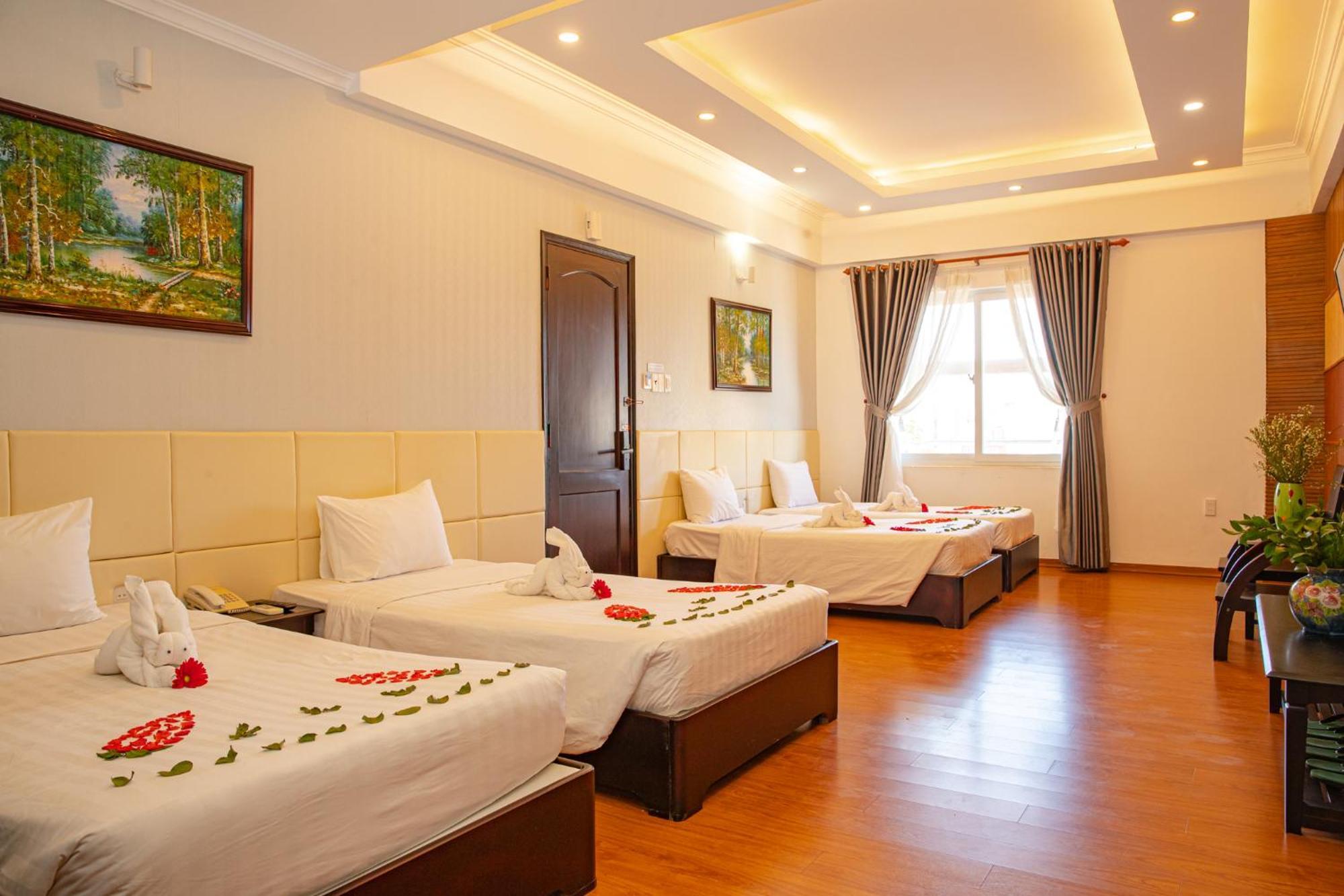 Khách sạn Tre Xanh