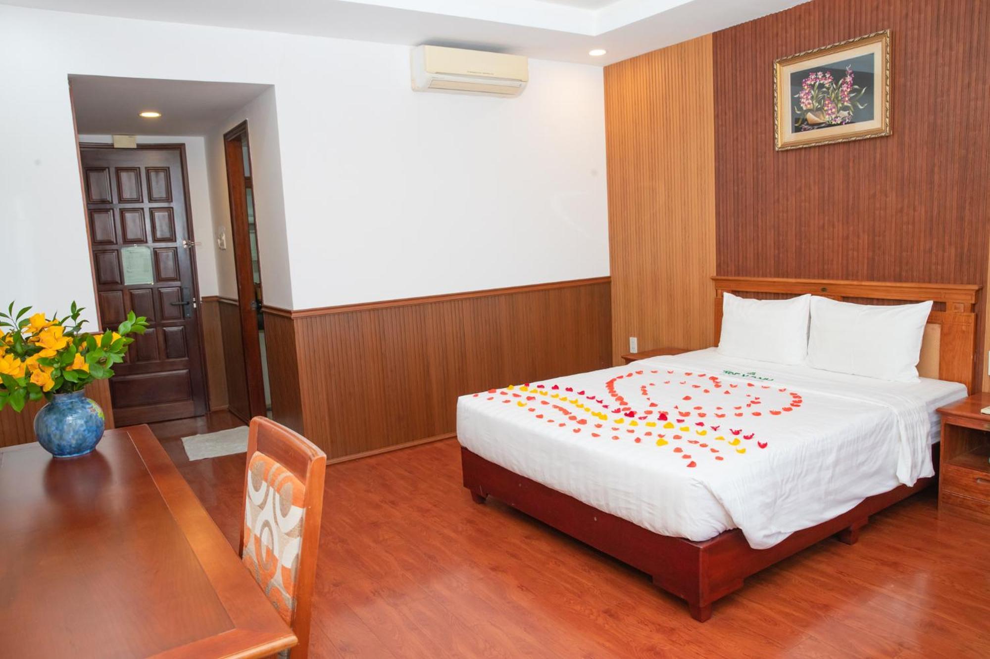 Khách sạn Tre Xanh