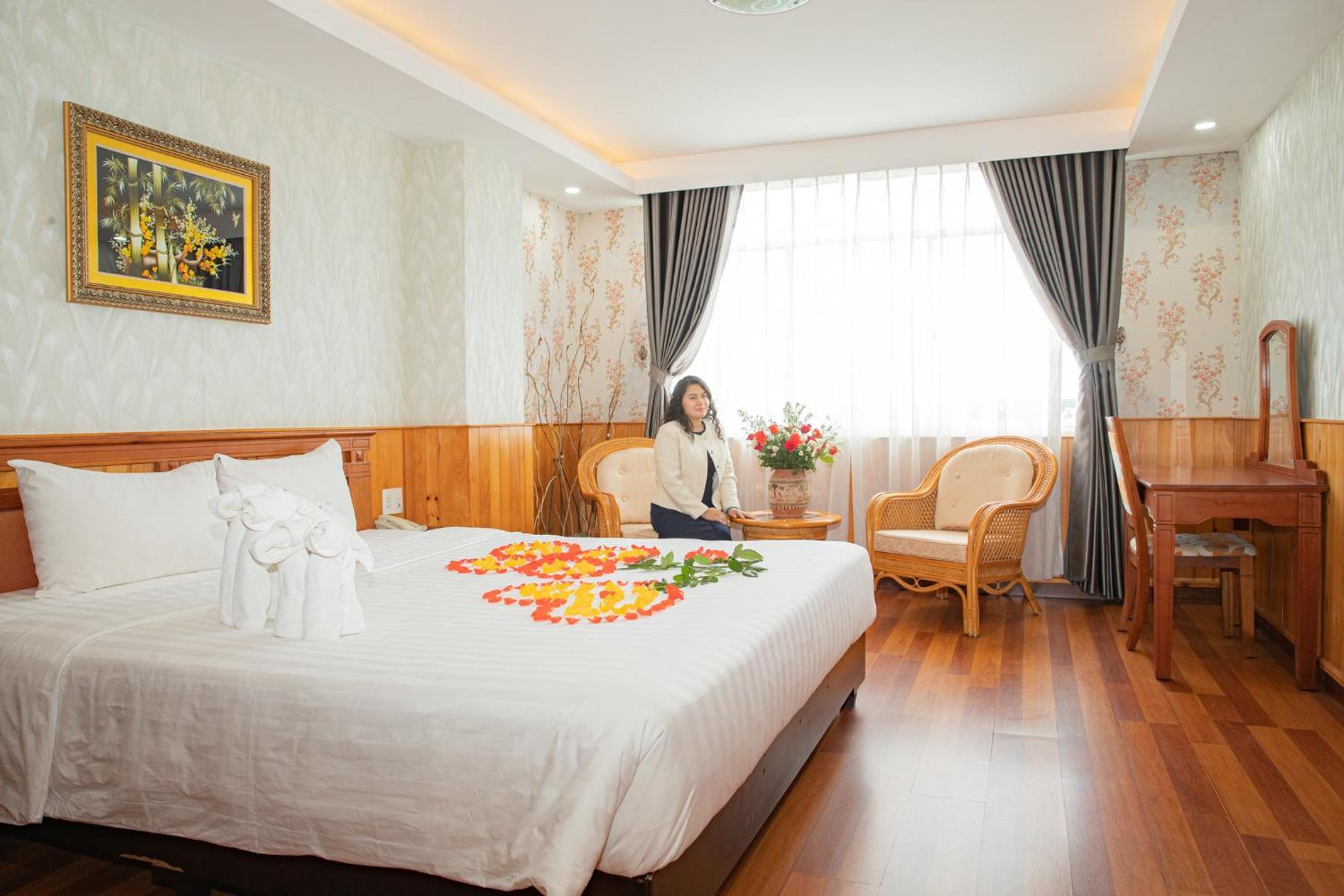 Khách sạn Tre Xanh 3*